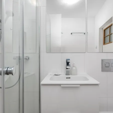 Miedzynarodowa 68b By Homeprime * Warsaw