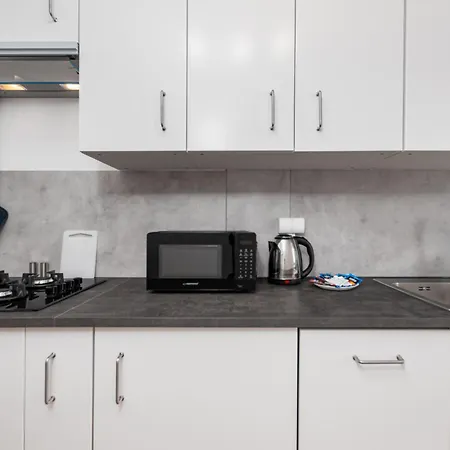 Miedzynarodowa 68b By Homeprime * Warsaw
