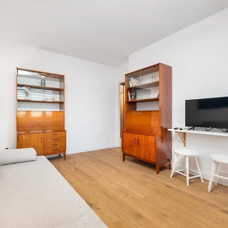 Apartament Miedzynarodowa 68b By Homeprime *