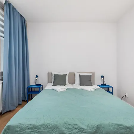 Apartament Miedzynarodowa 68b By Homeprime *